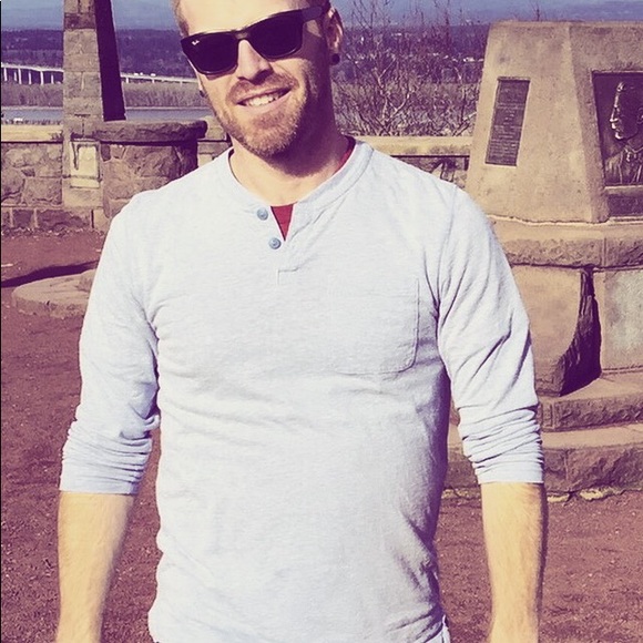 Meet your Posher, Gregory - Picture 3 of 6